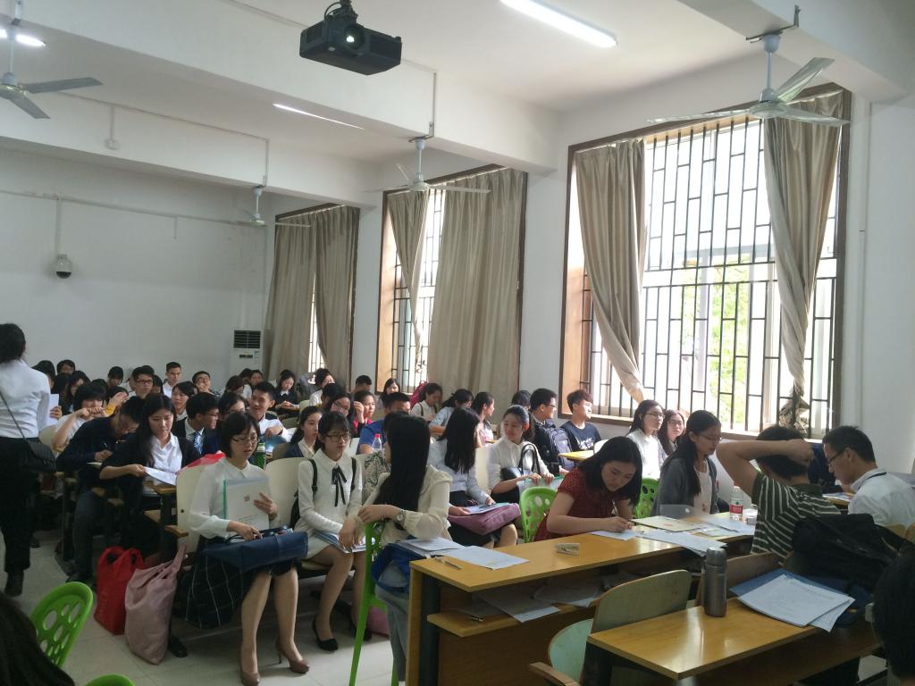 51风流
处为用人单位准备的候考教室